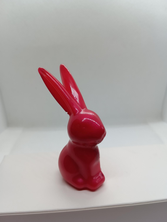 Lapin grande oreille rouge