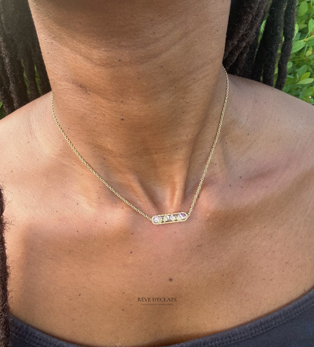 Collier - Fleurs de radié albumine