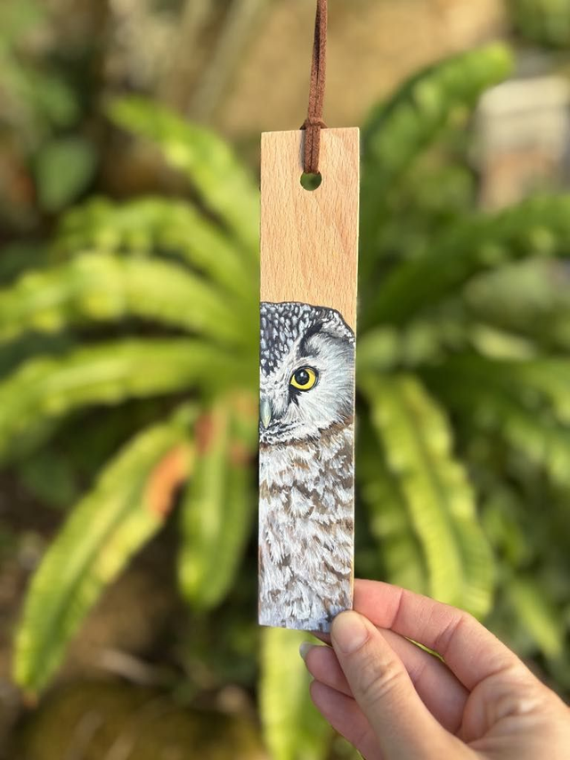 " Chouette de Tengmalm " - marque-page en bois