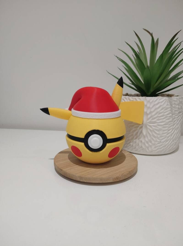 Pikachu Noël