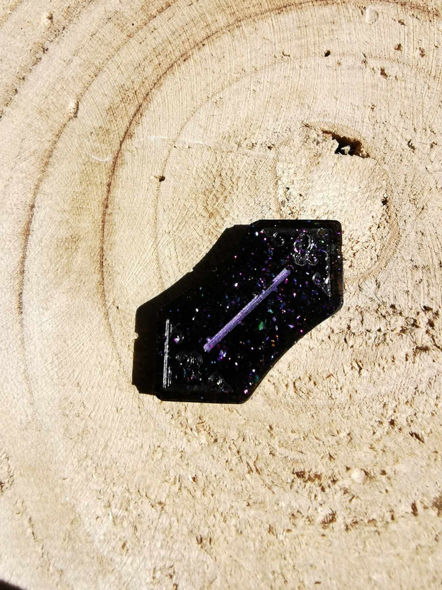 Isa noire et paillettes holo violette