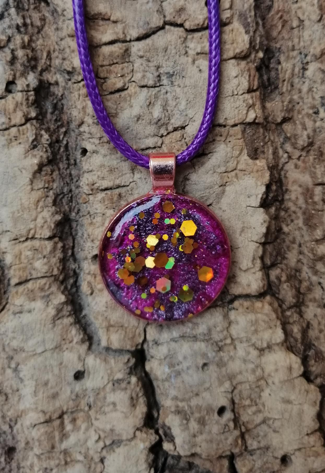 Collier RM02 Rond Mica Fuschia 