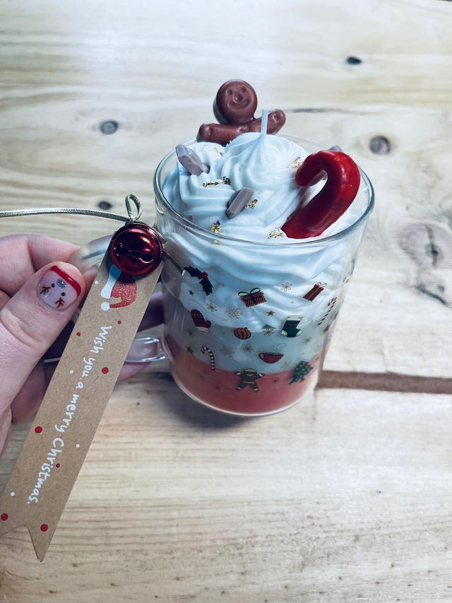 Vela navideña (vaso con detalles navideños)