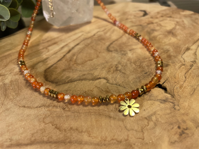 Collier ras de cou CORNALINE - Fleur