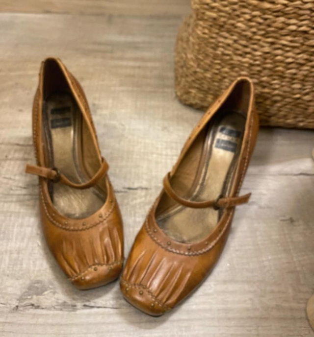 Chaussures vintage Sarah Zanka en cuir taille 38