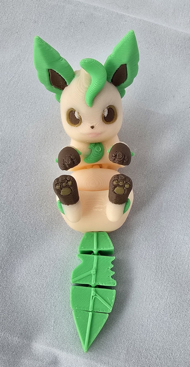 Pokémon flexible Phyllali