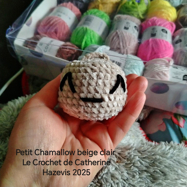 2025 Petit Chamallow beige clair 