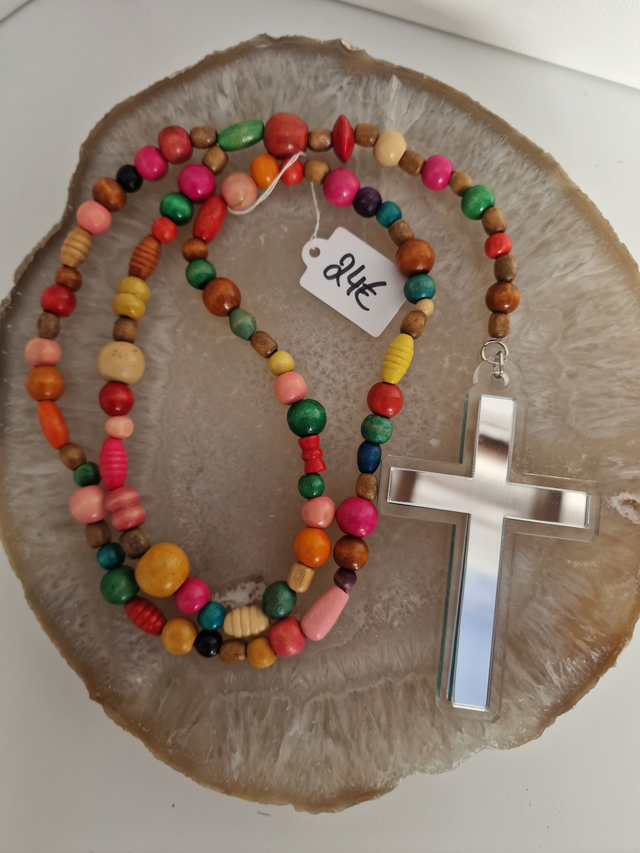 Collier Chapelet Bois Multicolore Croix Miroir