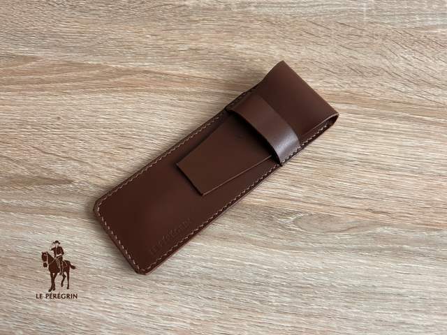 Étui à stylos - Coloris « Chocolat » - Fabriqué à la main en France
