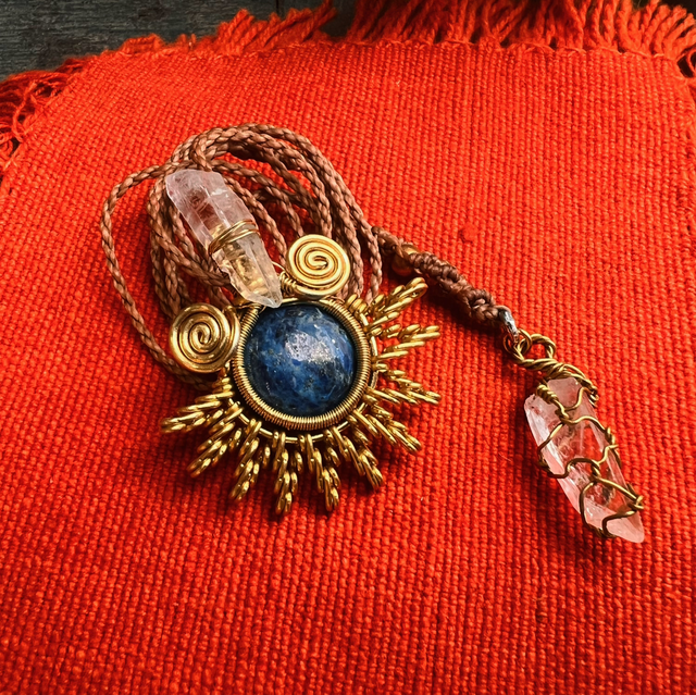 SOLARIS VERITAS / A Lapis Lazuli &amp; Clear Quartz Amulet Necklace
