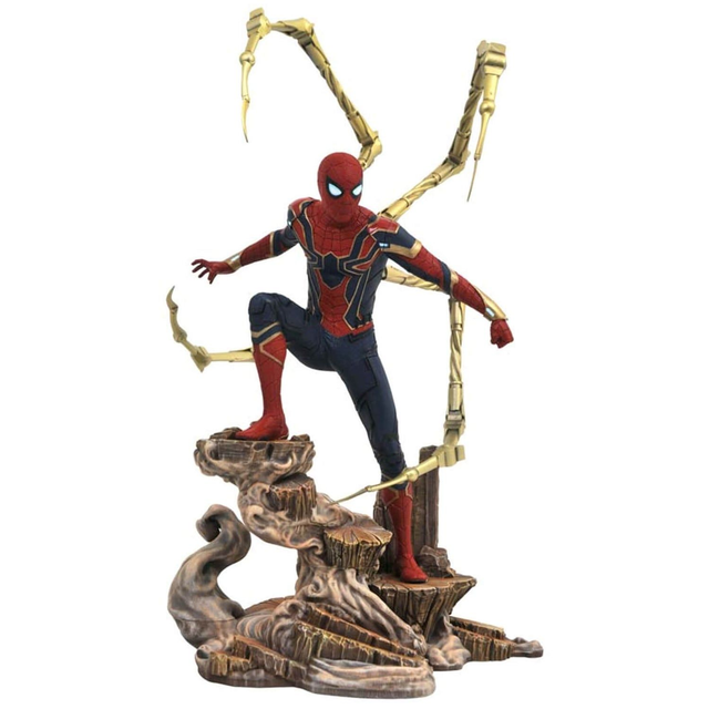 Marvel: Iron Spider Diamond Select Gallery Figure