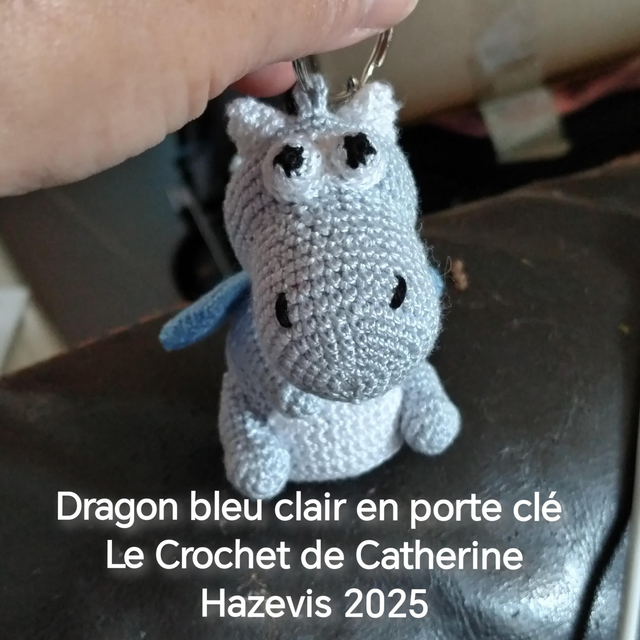 2025 Dragon bleu clair en porte clé 
