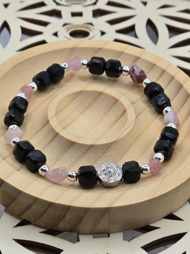 Bracelet Tourmaline brute et Onyx carré 