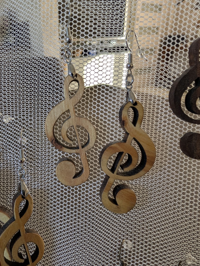 Boucle d'oreille clé de Sol