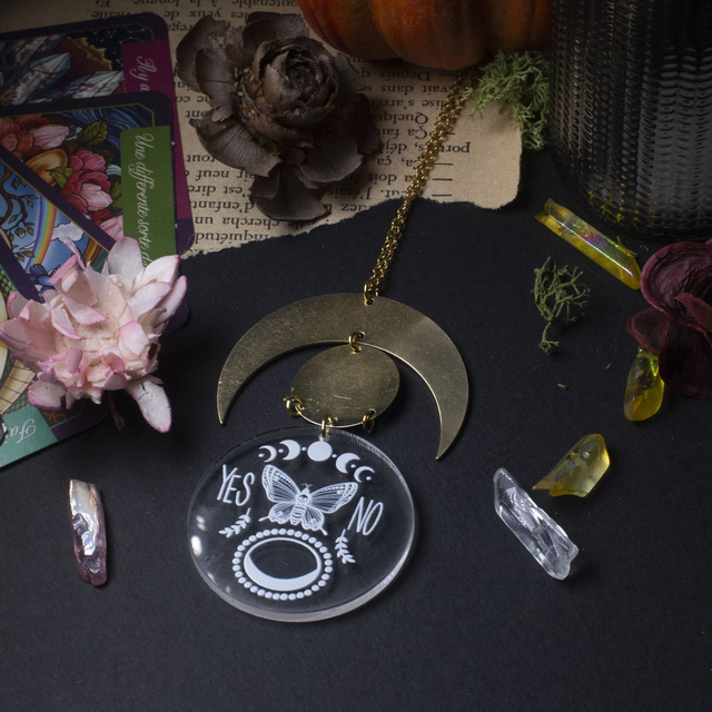 "the choice" collier en laiton et acrylique