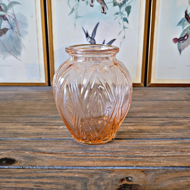 X Vase boule style art déco en verre couleur saumon 