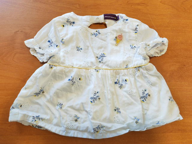 Hauts blanc / fleurs 6 mois