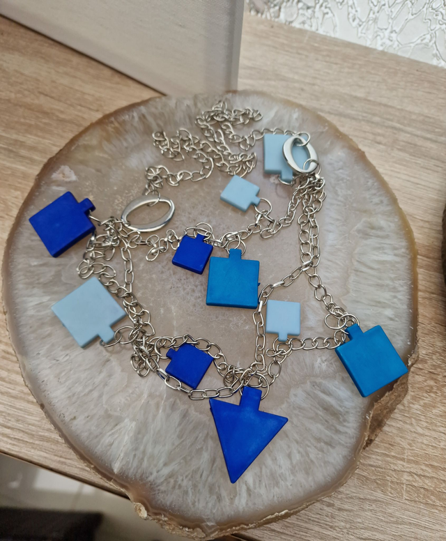 Collier Sautoir Trois Rangs Argenté Bleu Foncé Bleu Clair