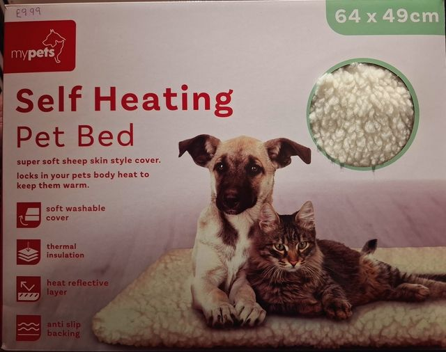 Self Heating Pet Bed 64 x 49cm Super Soft Sheep Skin Style Cover