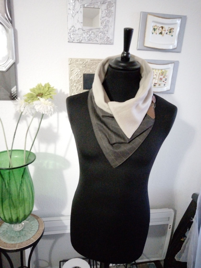 chèche vert kaki  rayure recto verso  en tissu et doublure polaire pour homme		