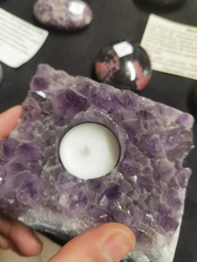 Bougeoir améthyste.