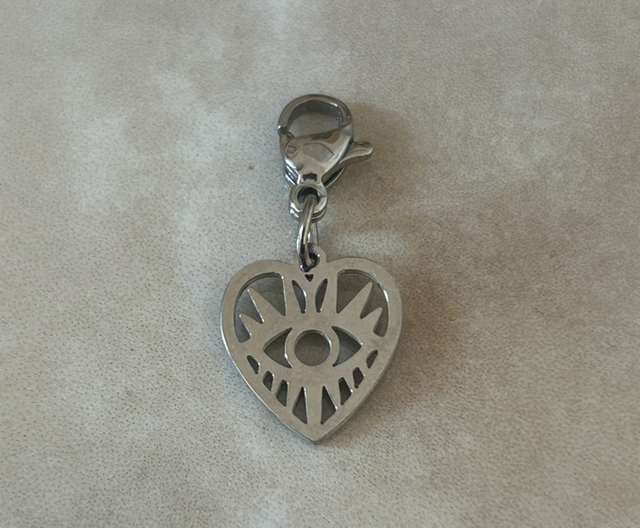 Charms - L’œil du cœur 