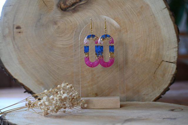 🌈 ARCANA 🌈- Boucles d’oreilles en résine UV – Élégance & Mystère✨