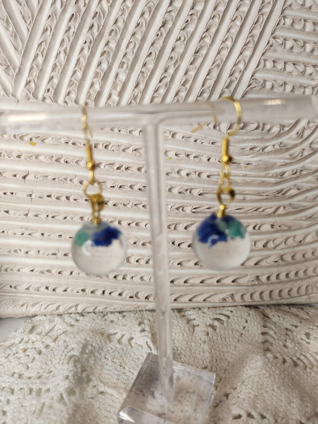 Boucles d'oreilles Boules fleurs bleues