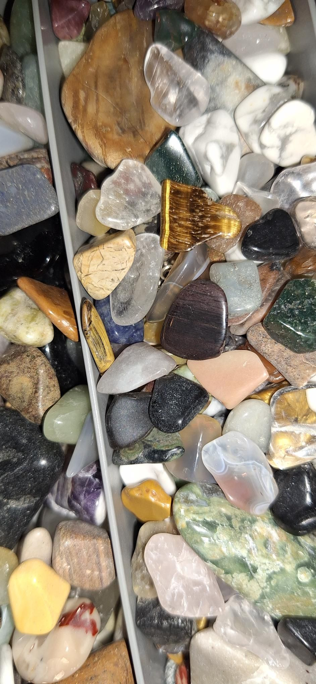 "Surprise me" jewellery piece