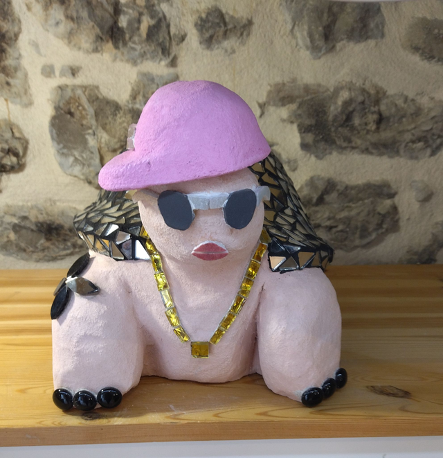 sculpture de jardin "tortue rappeuse"