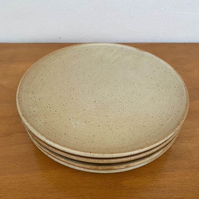 assiettes à dessert en gres du village