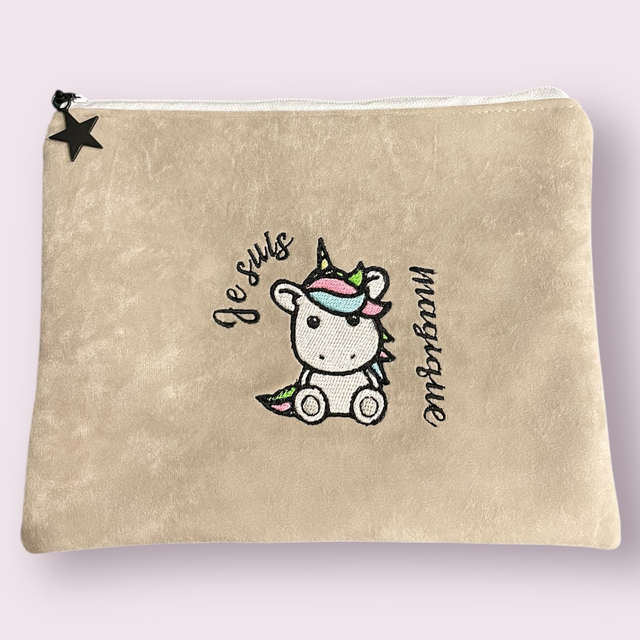 fichier broderie licorne - Cadre 10x10 / 12 Formats