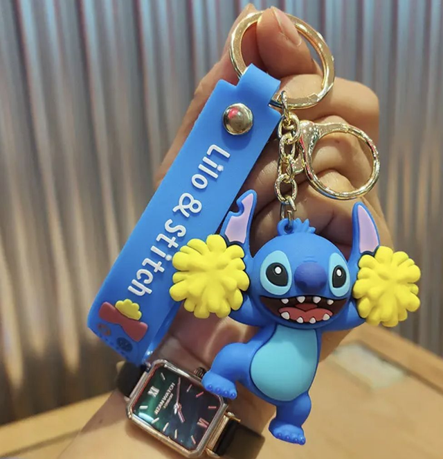 0241 - Disney - Lilo & Stitch - Stitch met pompoms