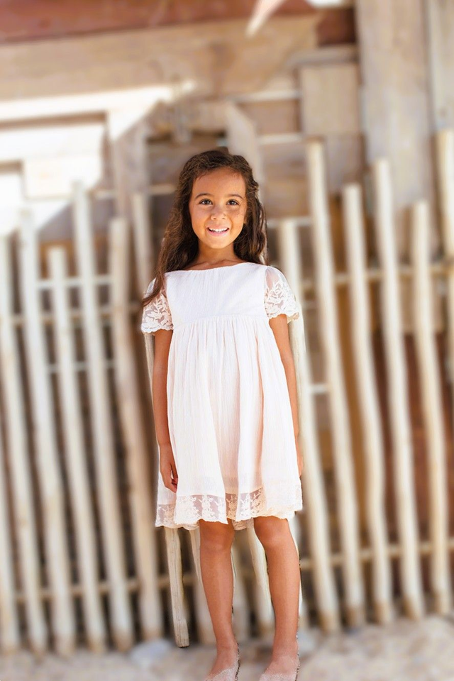 Robe en Dentelle rose poudré | Manon