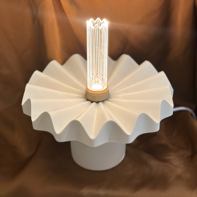 HANDMADE MINIMALIST FLOWER TABLE LAMP