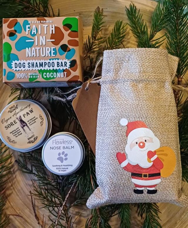 Pampered Pooch Gift Set