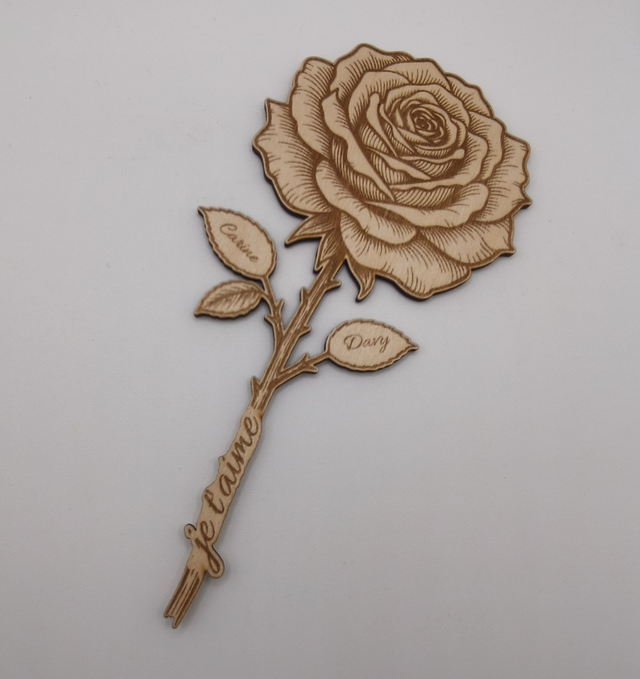 Rose en bois  "je t'aime"