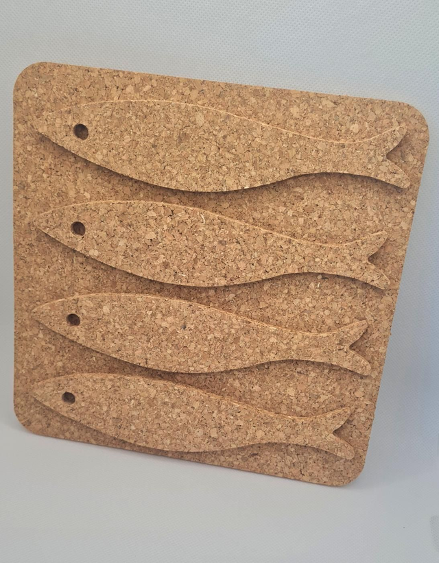 Dessous de plat carré en liège naturel reconstitué "Sardines" (2 tailles à choix)