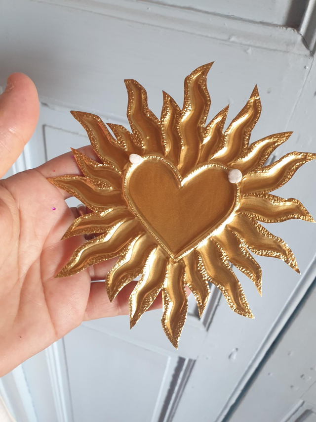 Ex Voto coeur soleil métallique Rose fushia