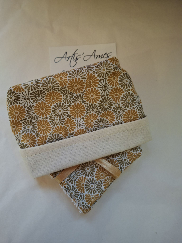 Panière 8 lingettes Fleurs ocre et marron