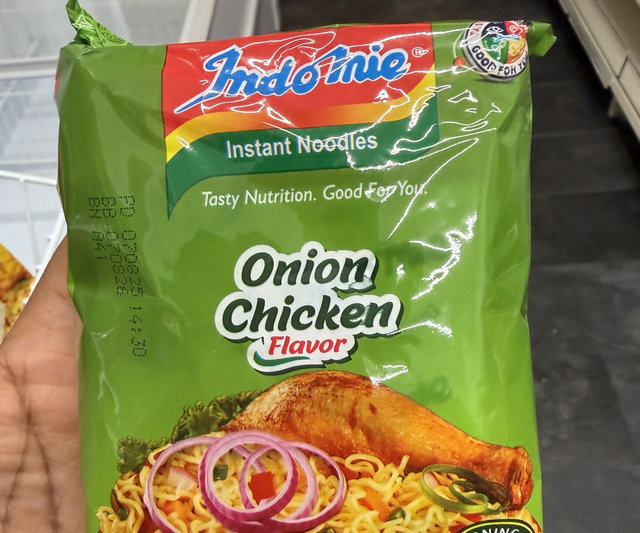 Indomie onion chicken 