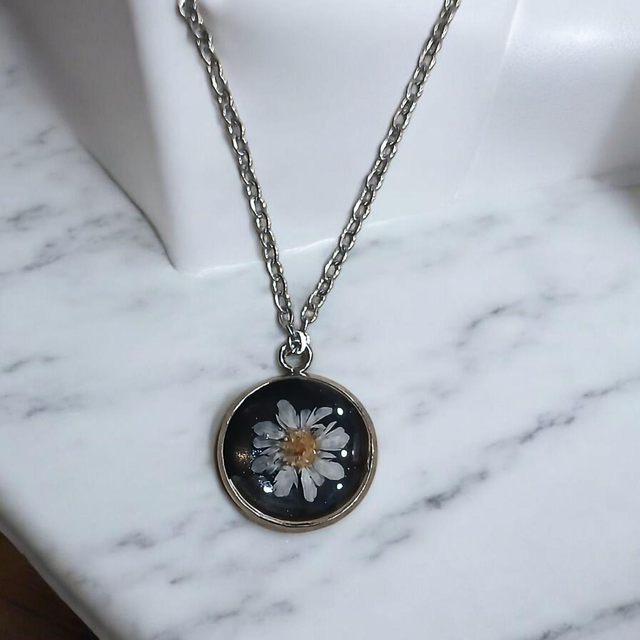 Colgante redondo blanca C003