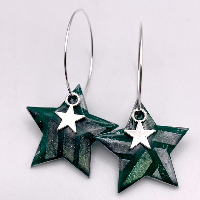 Green solid star hoops