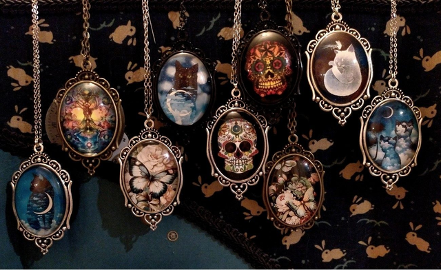 Collier pendentif lumineux