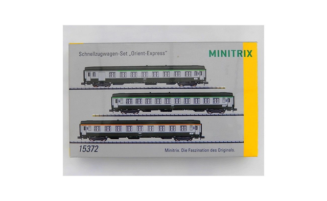 coffret 3 voitures vertes Minitrix 15372 N