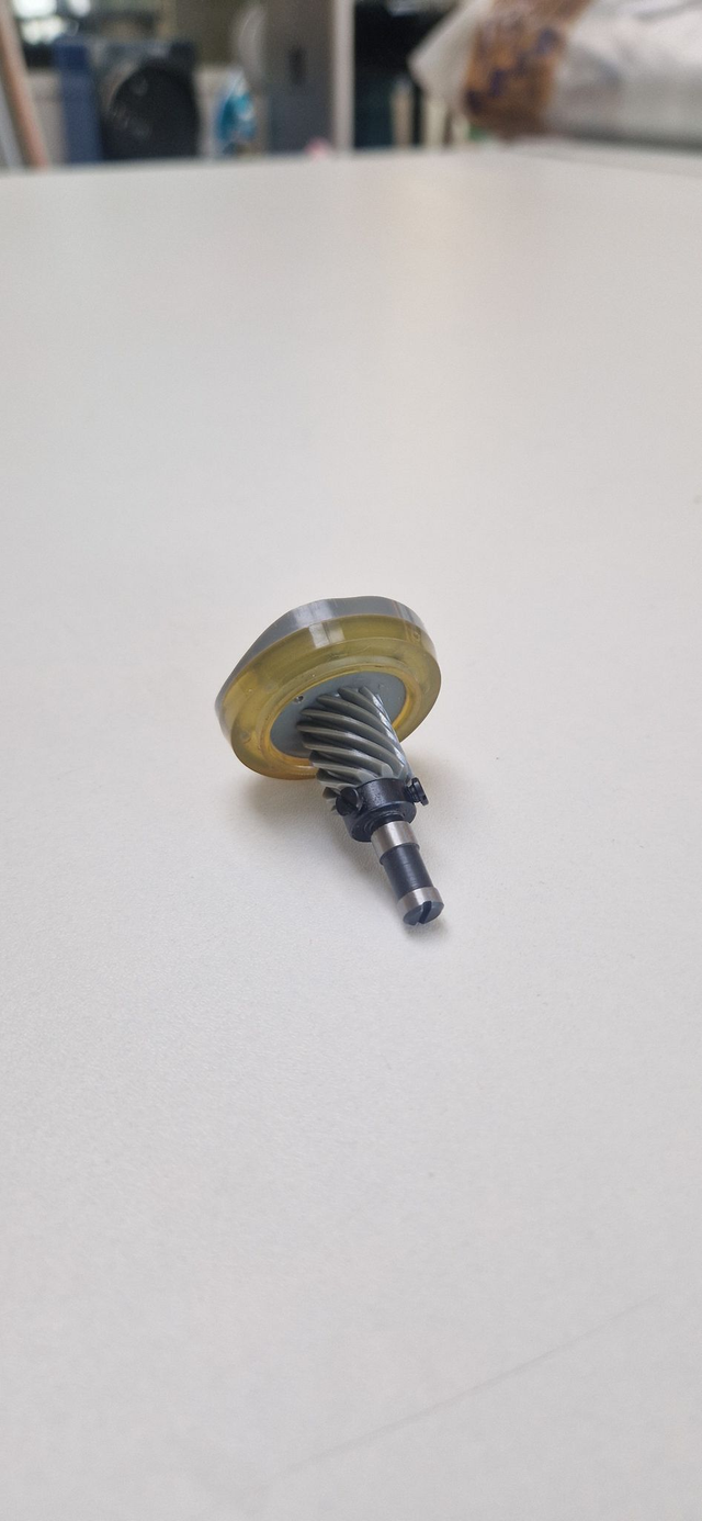 Chasse navette Husqvarna Viking