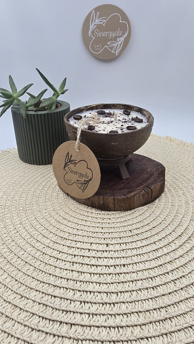 Vela en coco - Café