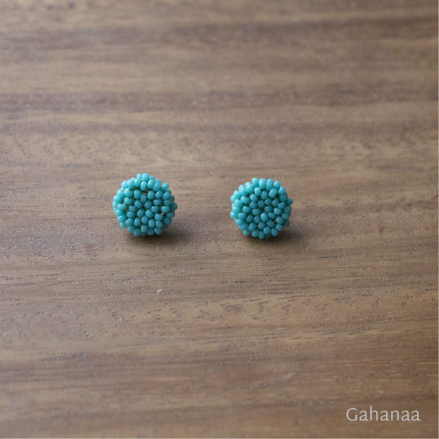 Noémie, puces d'oreille couleur turquoise