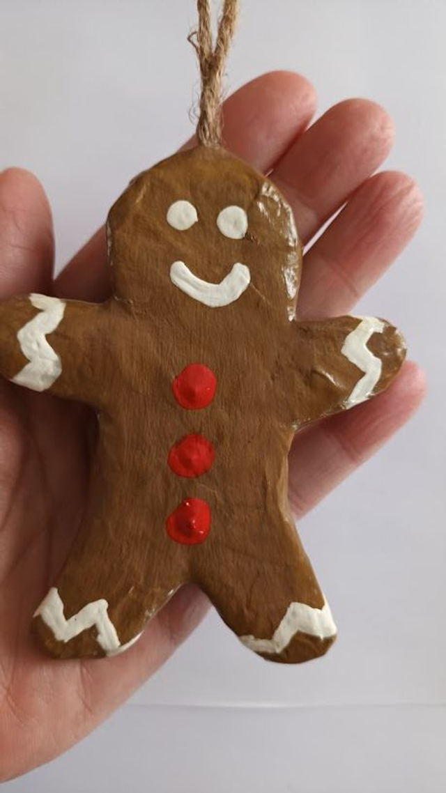 SUSPENSION PAIN EPICE, caramel en papier mâché, fait main, décoration unique de Noël