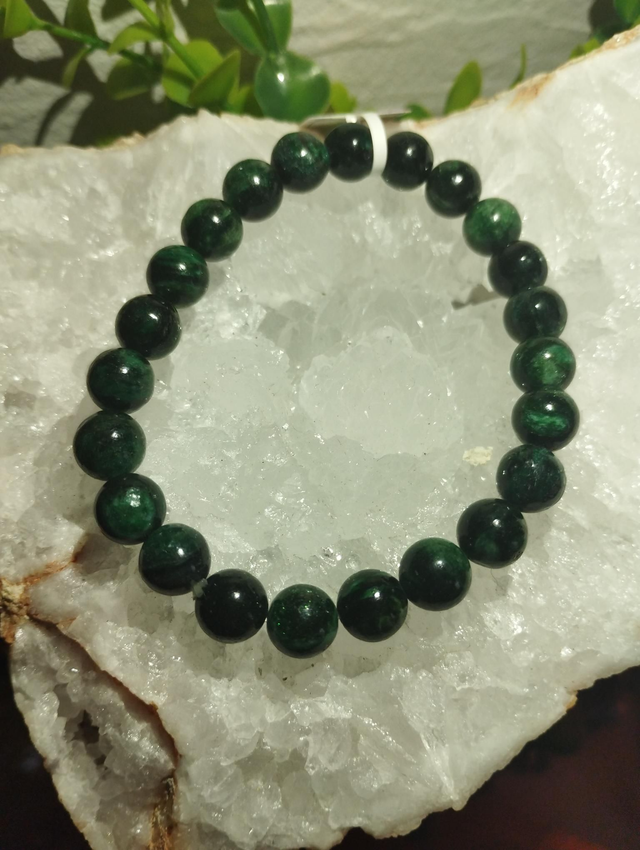 Bracelet Émeraude 8mm